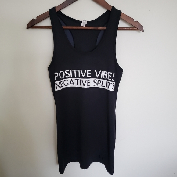 Under Armour Heatgear Black Ribbed Workout Tank - Picture 1 of 11